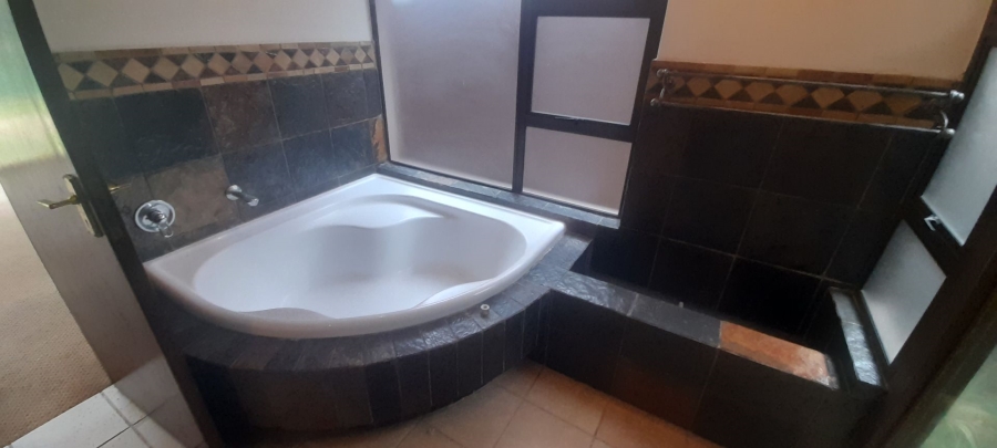 4 Bedroom Property for Sale in Pecanwood Estate North West